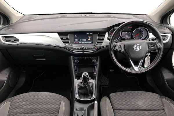 Used Vauxhall Astra 2020 for sale - 76224615: Photo 3
