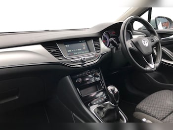 Used Vauxhall Astra 2020 for sale - 76224615: Photo 4