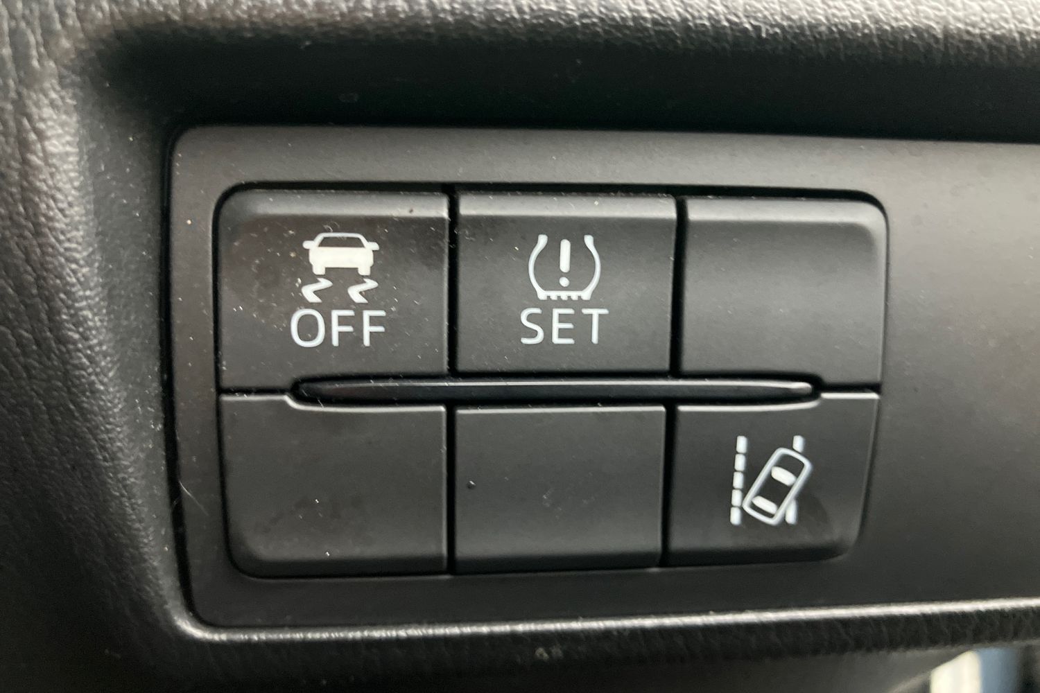 Used Mazda MX-5 2017 for sale - 76896258: Photo 18