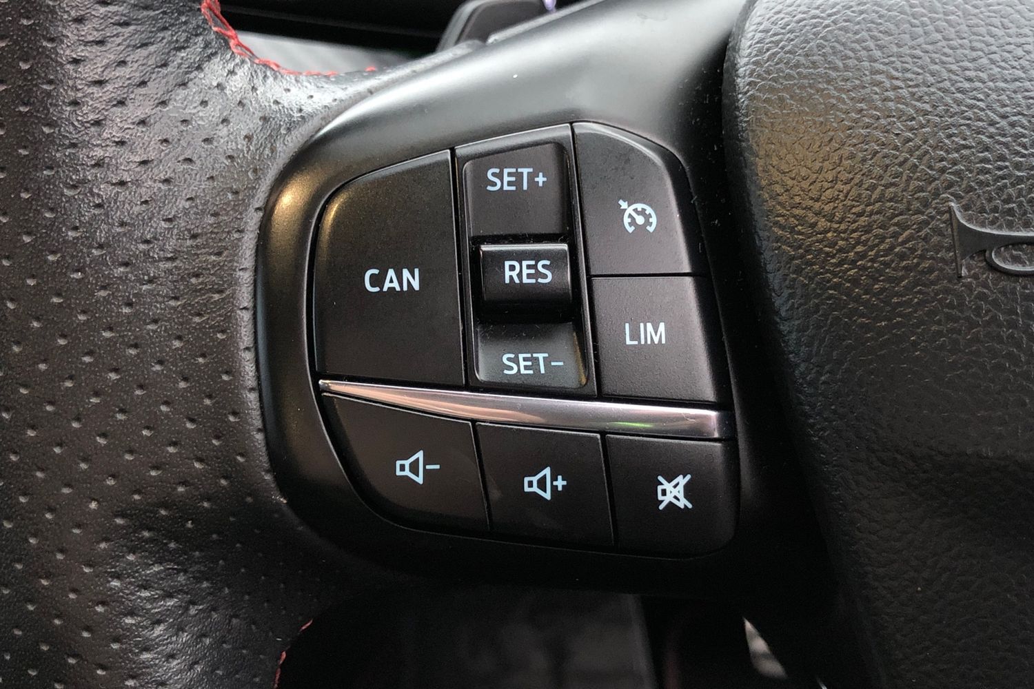 Used Ford Focus 2019 for sale - 76783071: Photo 6