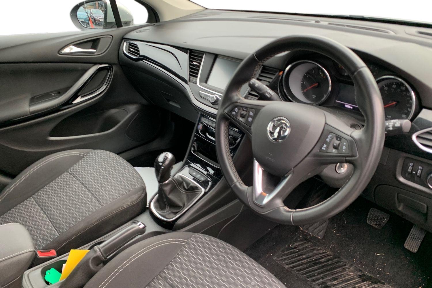 Used Vauxhall Astra 2018 for sale - 76972754: Photo 3
