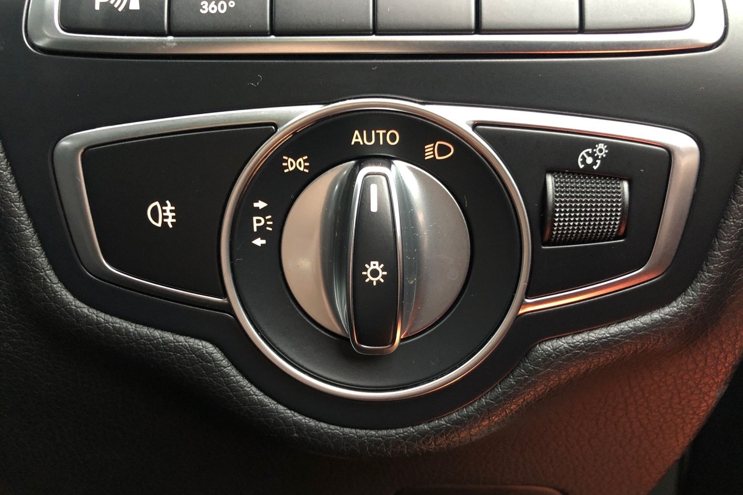 Used Mercedes-Benz GLC 2018 for sale - 76884169: Photo 19