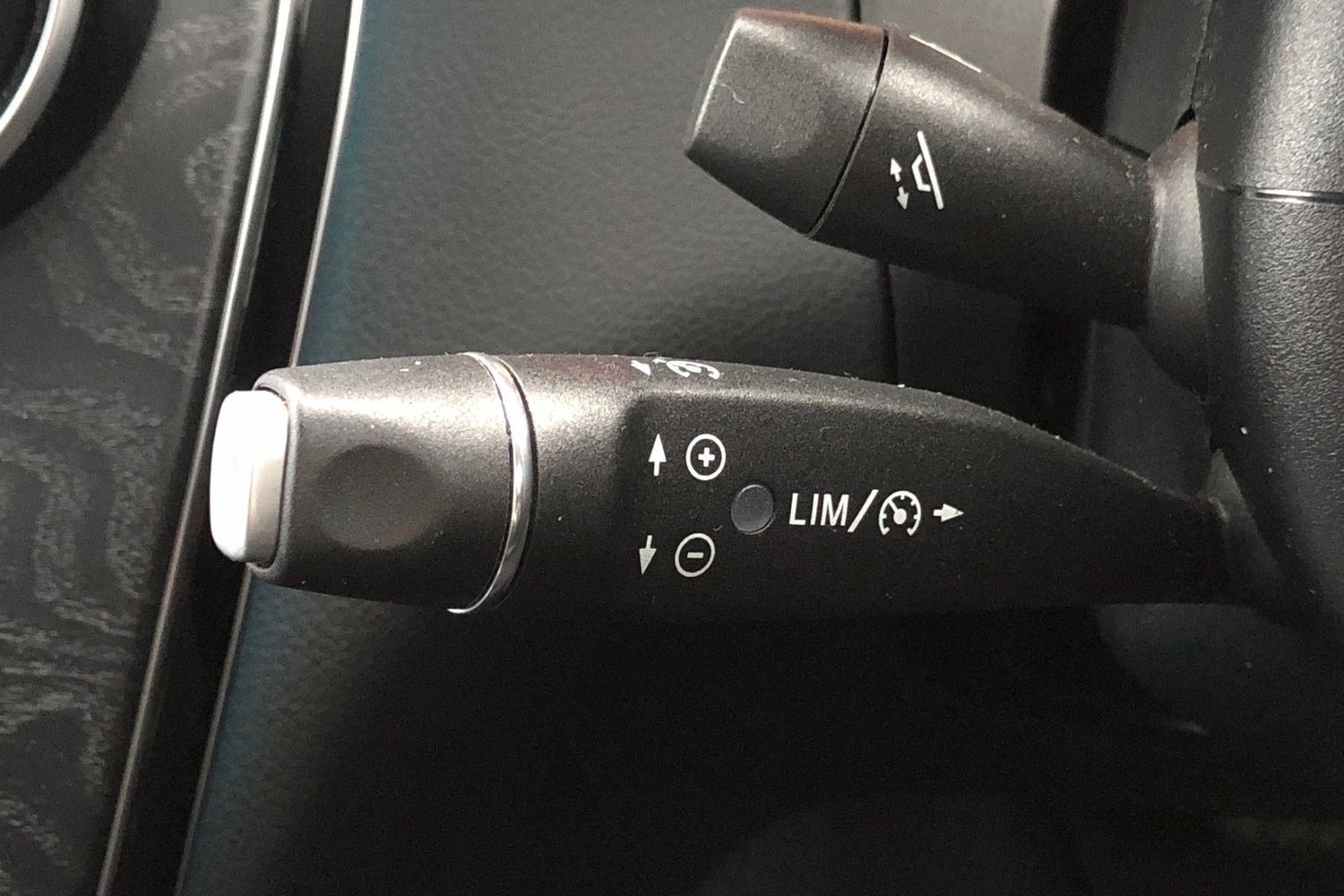 Used Mercedes-Benz GLC 2018 for sale - 76884169: Photo 7