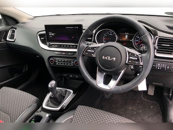 Used Kia Ceed 2022 for sale - 76128361: Photo 3
