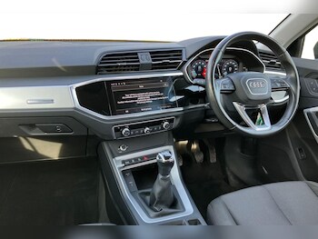 Used Audi Q3 2022 for sale - 77515020: Photo