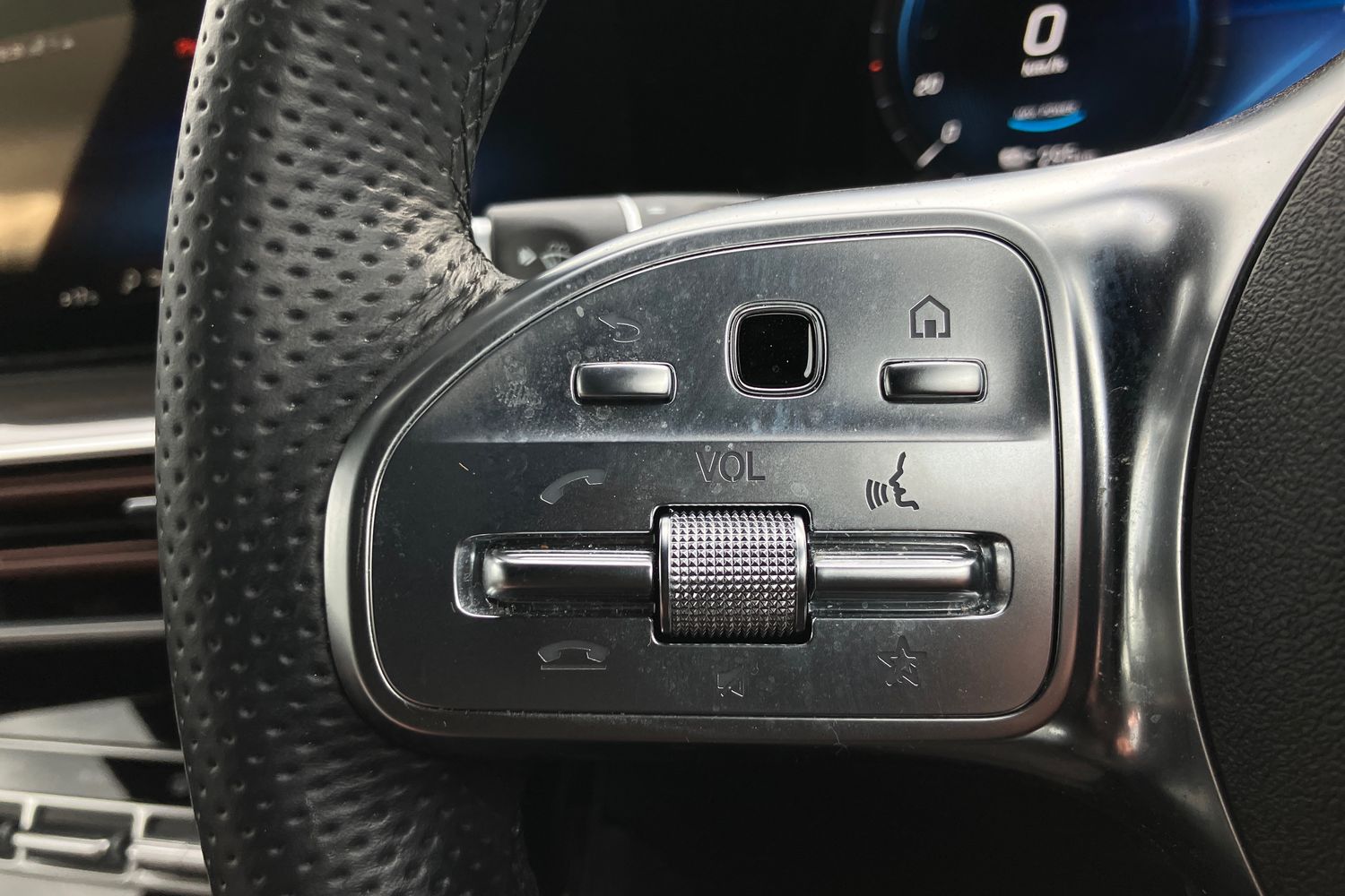 Used Mercedes-Benz EQC 2022 for sale - 76594400: Photo 11