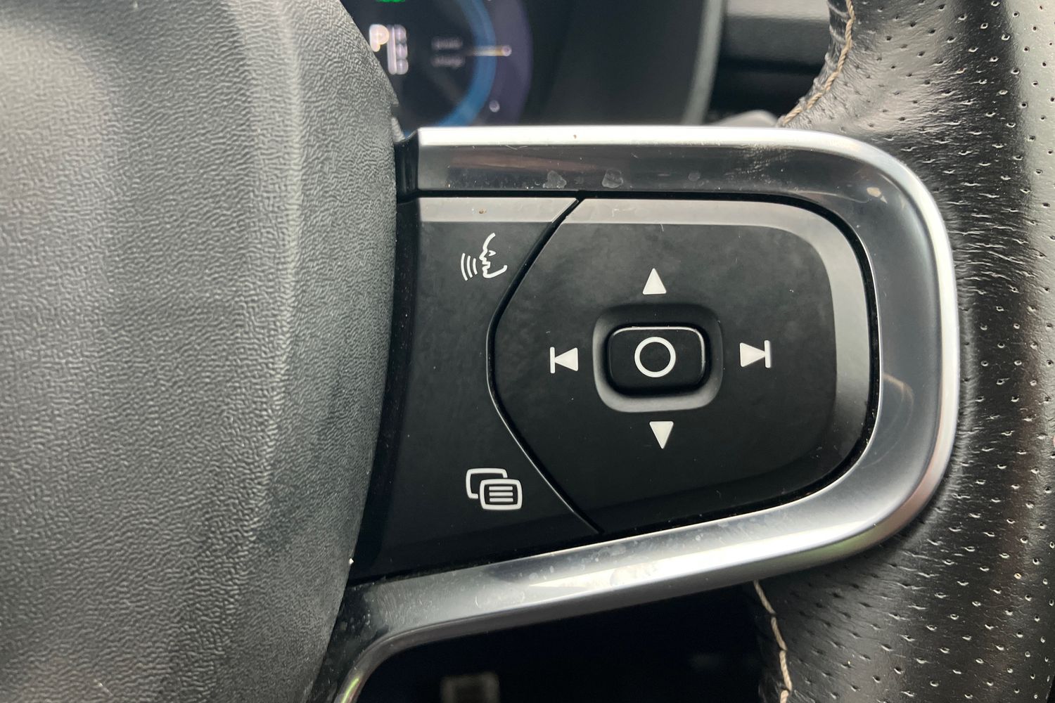 Used Volvo XC40 2021 for sale - 76115191: Photo 12