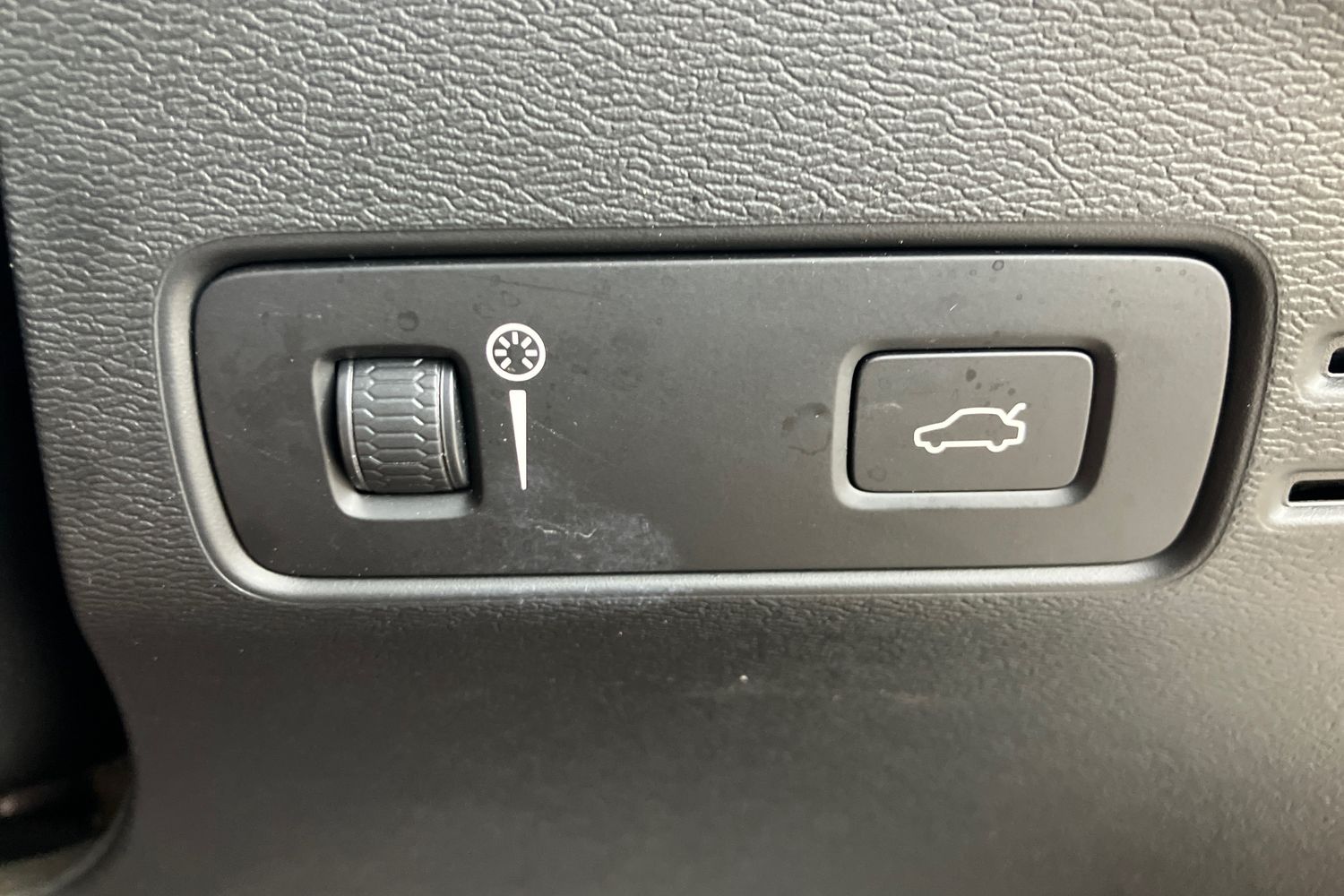 Used Volvo XC40 2021 for sale - 76115191: Photo 16