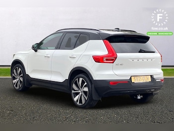 Used Volvo XC40 2021 for sale - 76115191: Photo 2