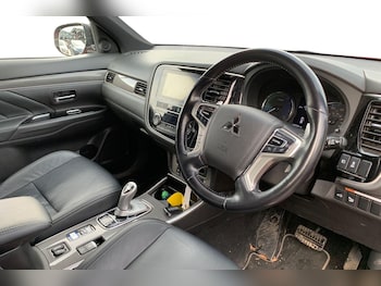 Used Mitsubishi Outlander 2019 for sale - 76789714: Photo