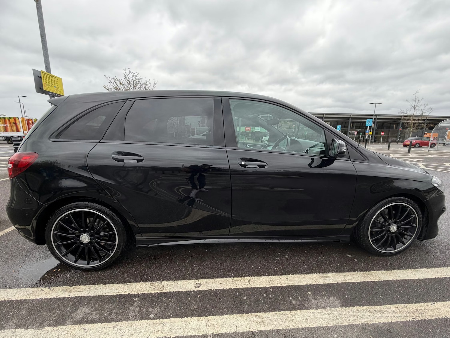 Used Mercedes-Benz B Class 2017 for sale - 78189934: Photo 3