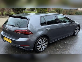 Used Volkswagen Golf 2018 for sale - 77444060: Photo