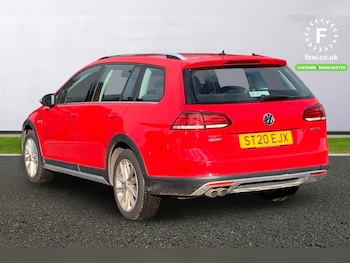 Used Volkswagen Golf 2020 for sale - 76588024: Photo