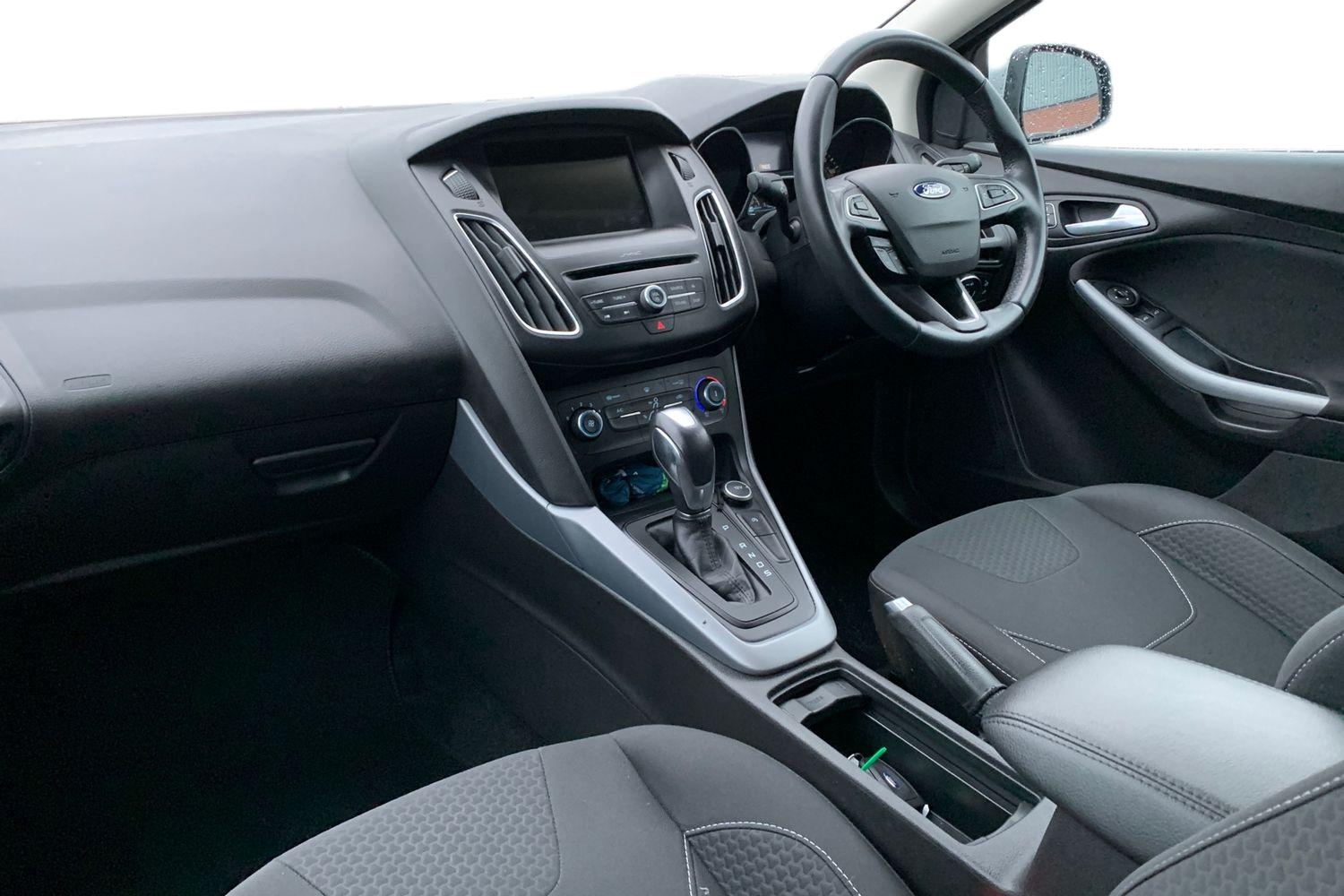 Used Ford Focus 2018 for sale - 77374386: Photo 4