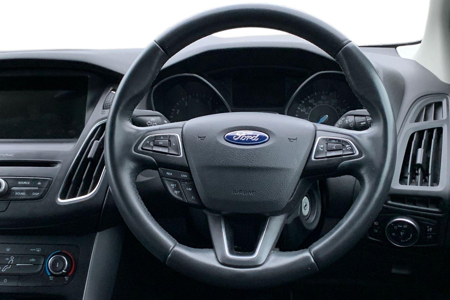 Used Ford Focus 2018 for sale - 77374386: Photo 5