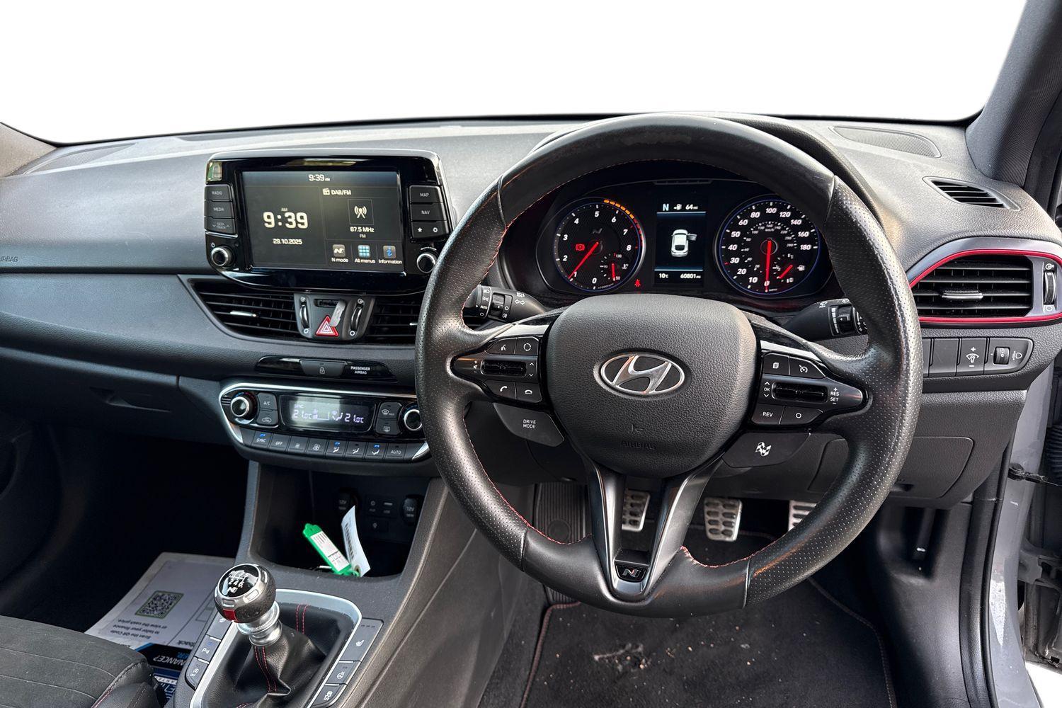 Used Hyundai i30 2019 for sale - 76395438: Photo 3