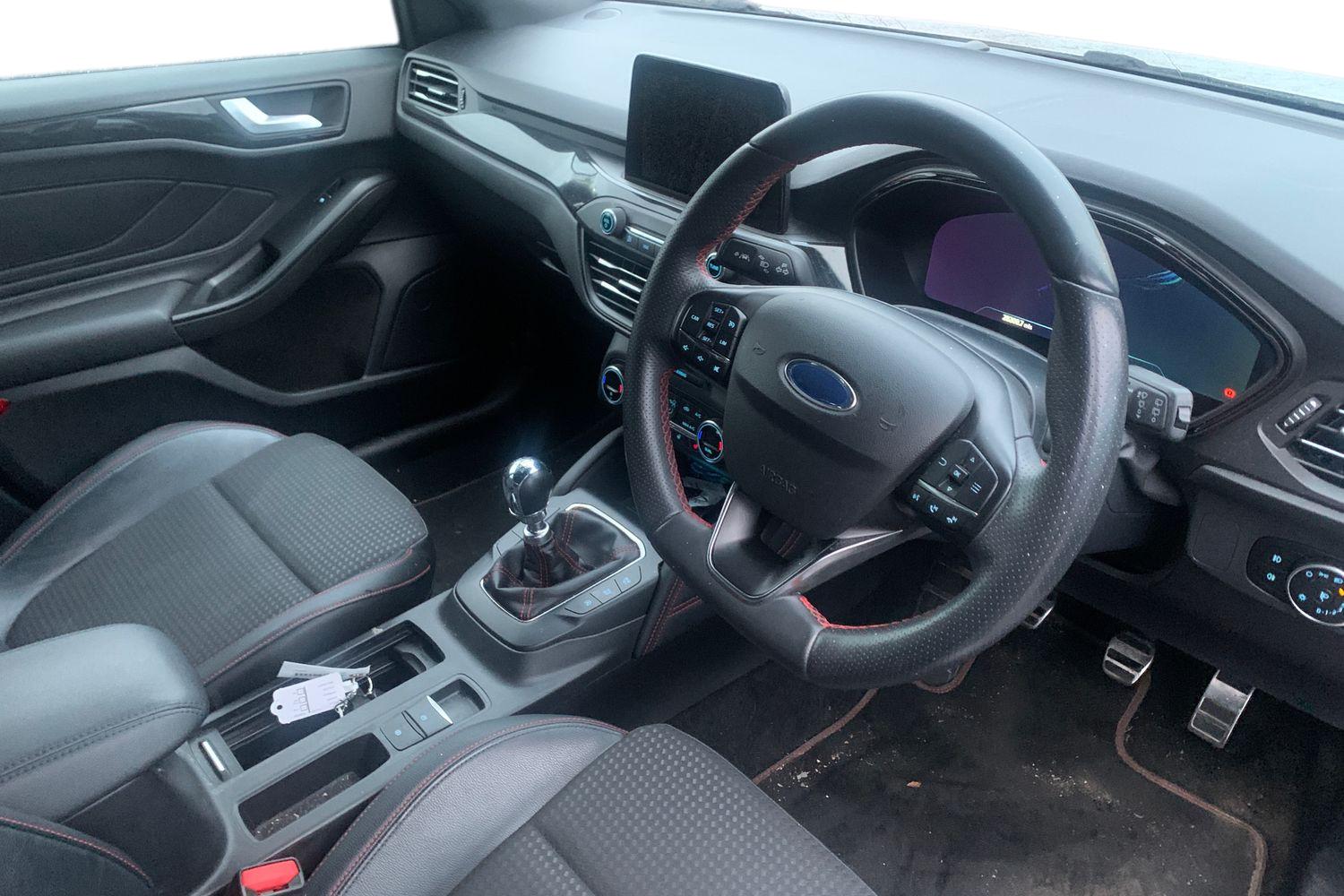 Used Ford Focus 2021 for sale - 76334474: Photo 3