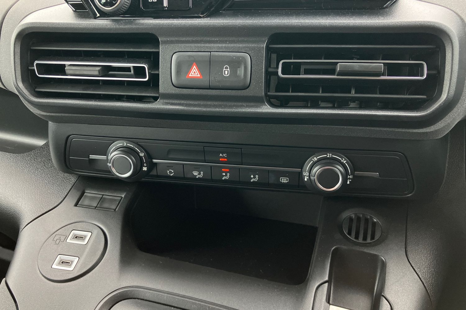 Used Peugeot Rifter 2025 for sale - 77527749: Photo 7