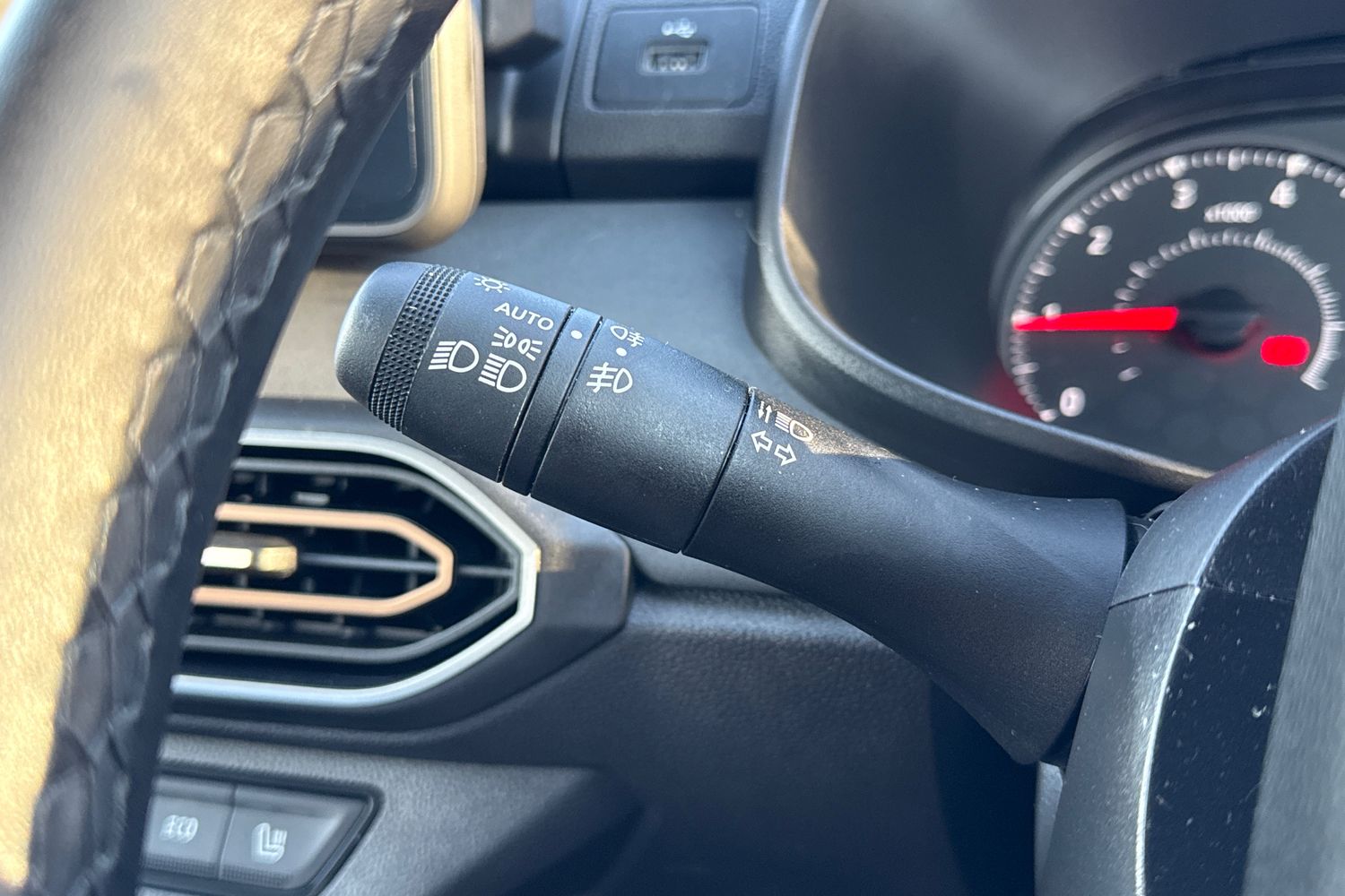 Used Dacia Sandero Stepway 2024 for sale - 76224667: Photo 8