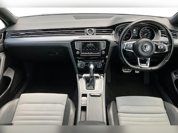Used Volkswagen Passat 2016 for sale - 75850831: Photo