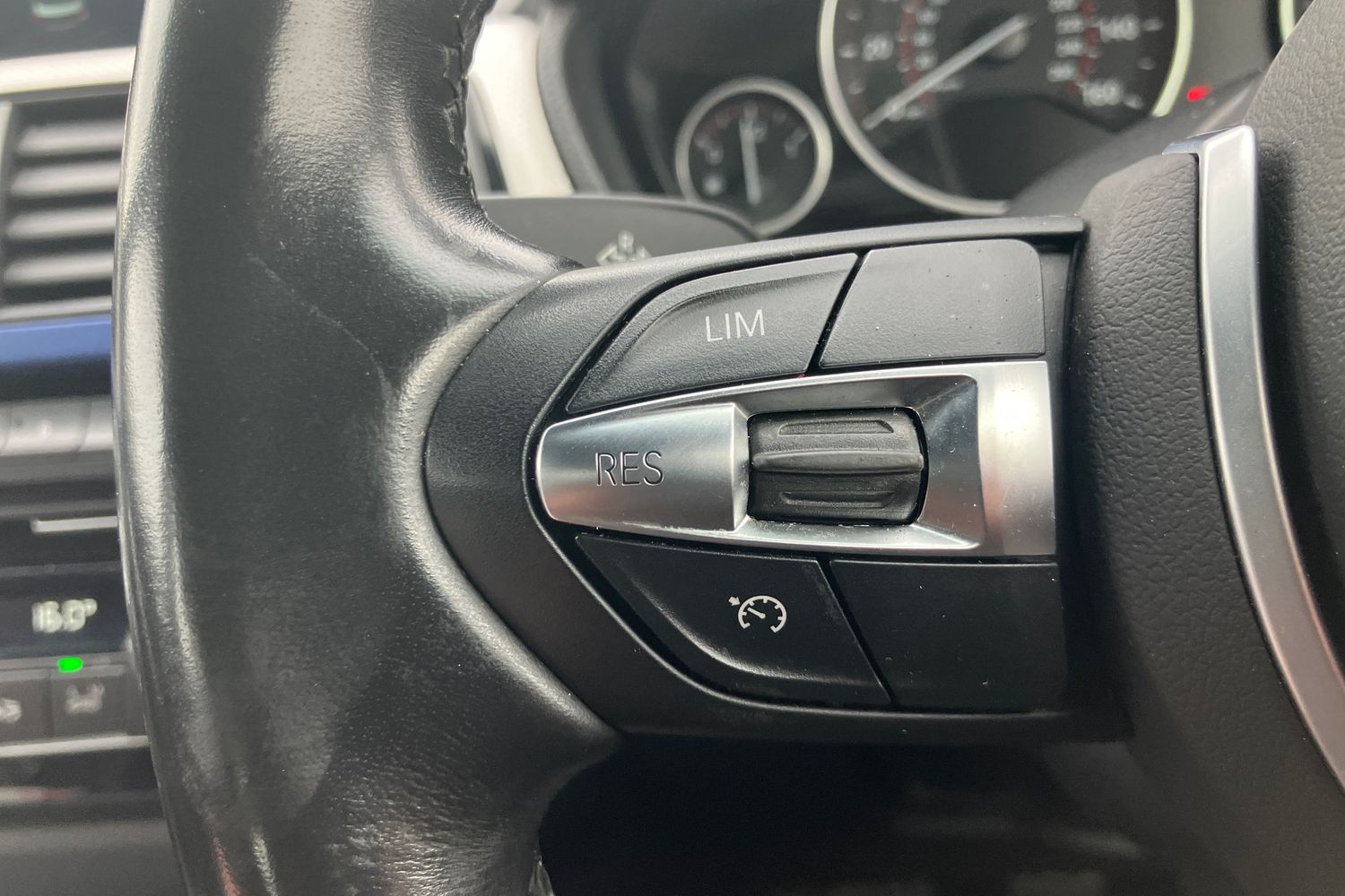 Used BMW 4 Series 2018 for sale - 75793949: Photo 13
