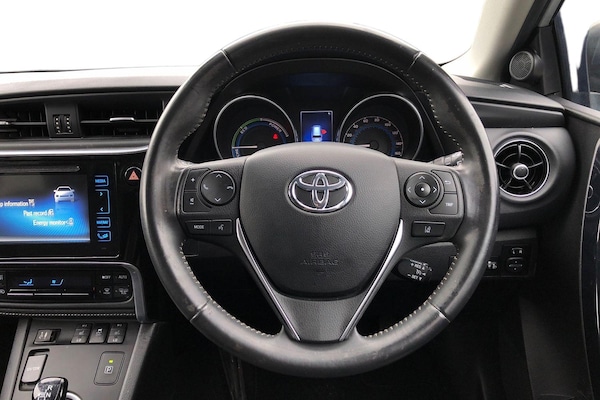 Used Toyota Auris 2017 for sale - 75381478: Photo 5