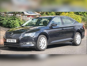 Used Skoda Superb 2019 for sale - 78703112: Photo
