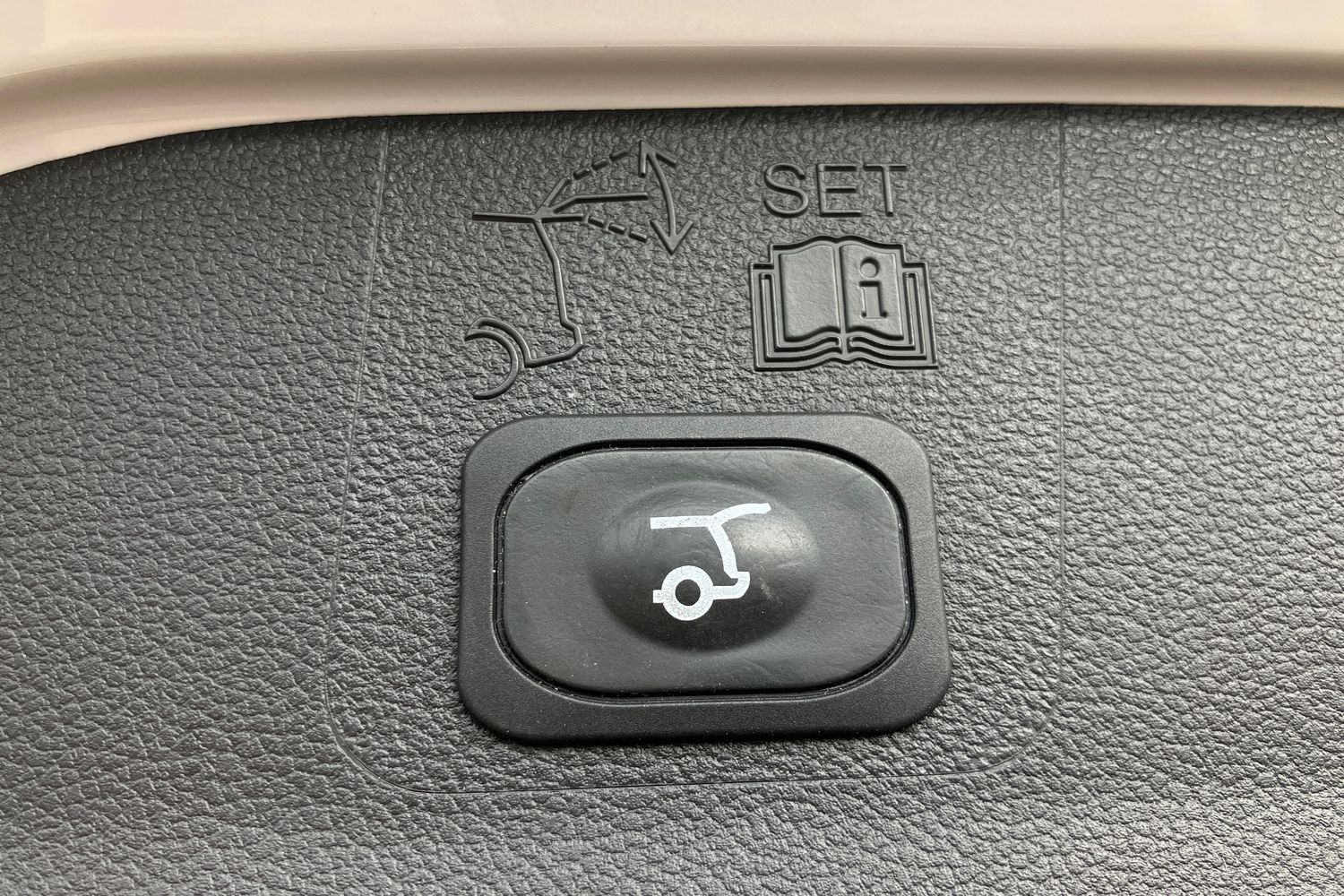 Used Ford Kuga 2019 for sale - 77989623: Photo 28