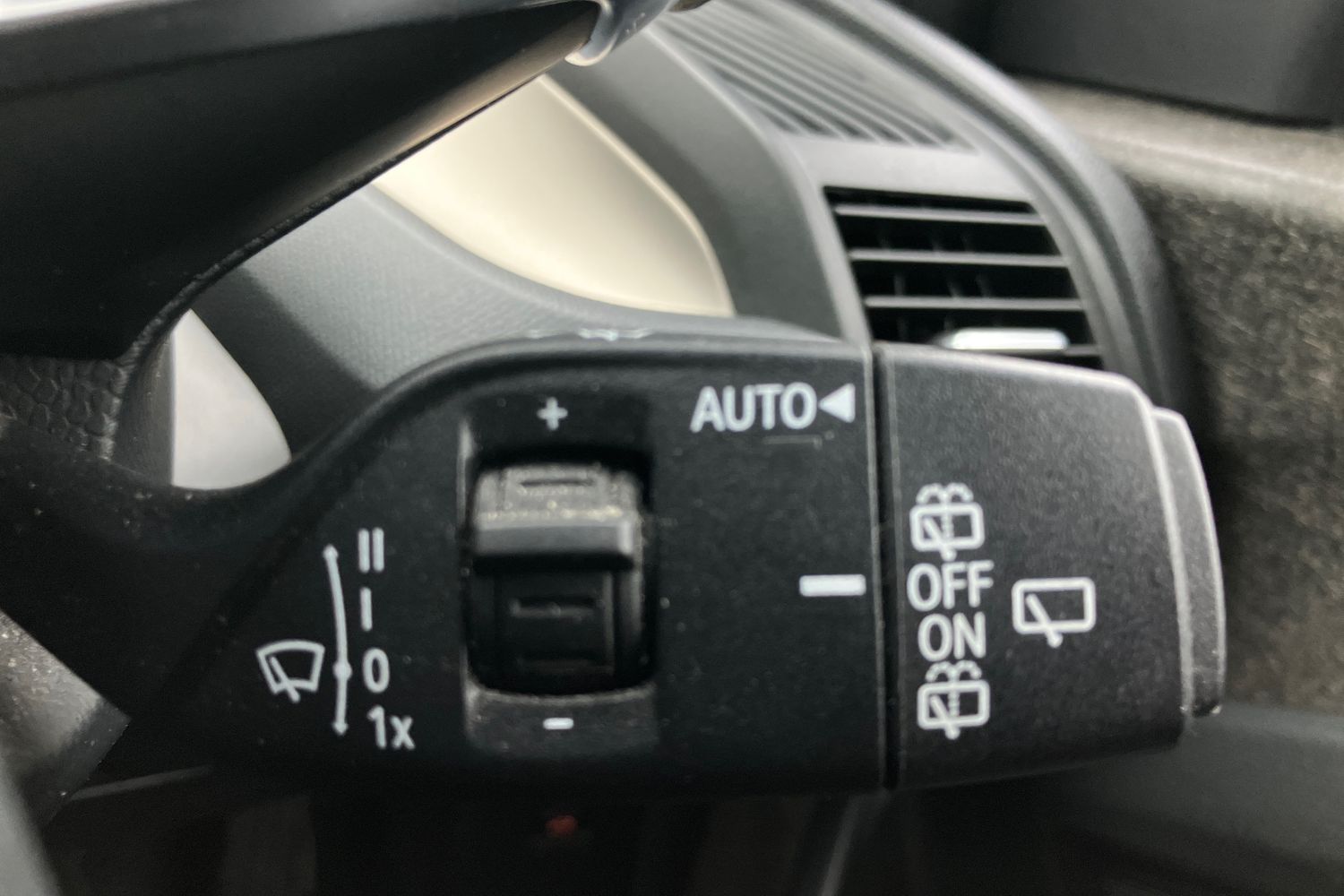 Used BMW i3 2019 for sale - 77706982: Photo 17