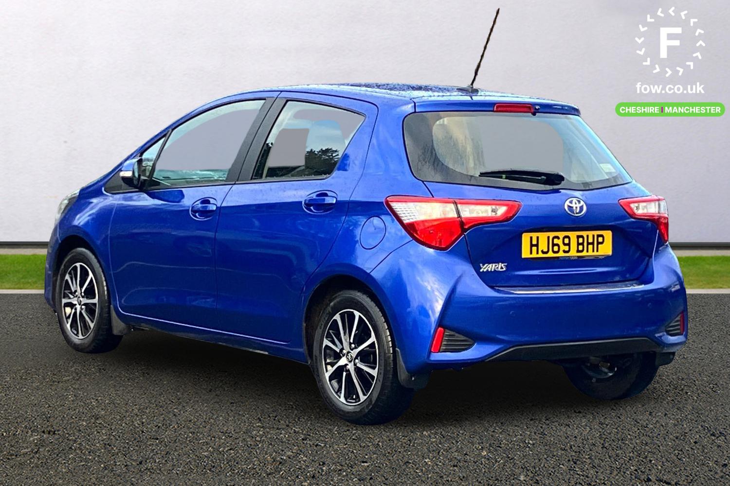 Used Toyota Yaris 2019 for sale - 76863411: Photo 2