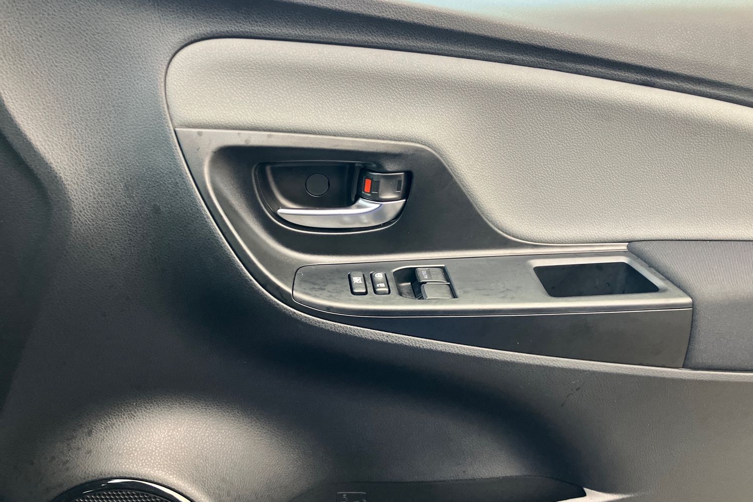 Used Toyota Yaris 2019 for sale - 76863411: Photo 21