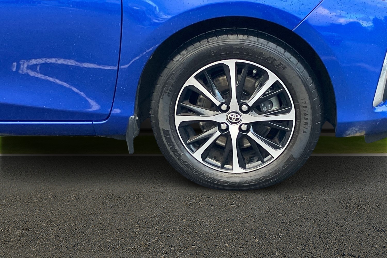 Used Toyota Yaris 2019 for sale - 76863411: Photo 24