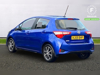 Used Toyota Yaris 2019 for sale - 76863411: Photo