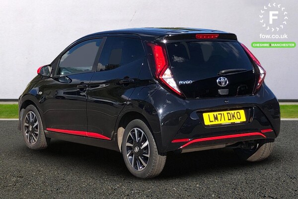 Used Toyota AYGO 2021 for sale - 76040833: Photo 2