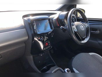 Used Toyota AYGO 2021 for sale - 76040833: Photo 4