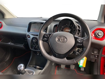 Used Toyota AYGO 2018 for sale - 78904663: Photo