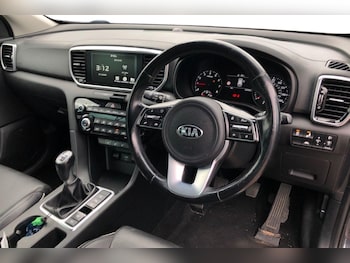 Used Kia Sportage 2019 for sale - 76186108: Photo 3
