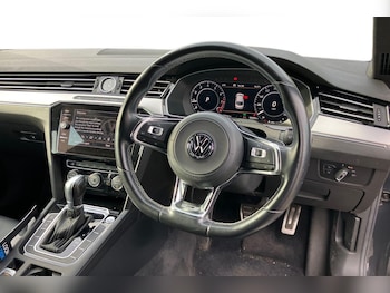 Used Volkswagen Arteon 2018 for sale - 76115109: Photo 3