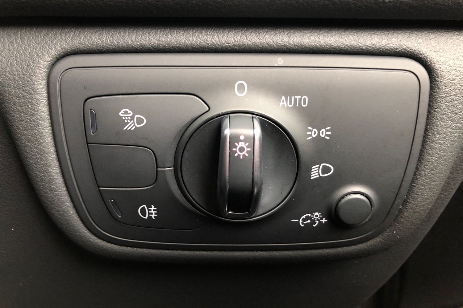 Used Audi A6 2017 for sale - 77527325: Photo 16