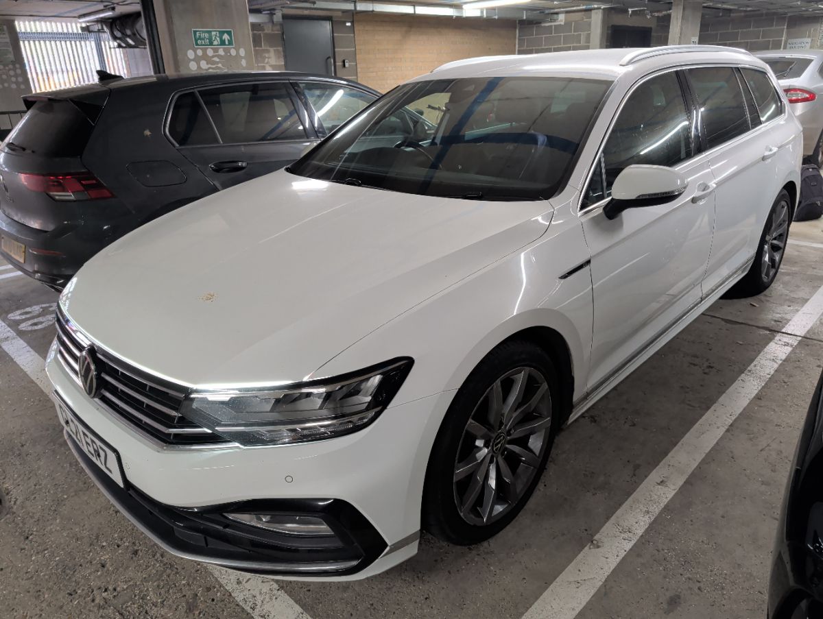 Used Volkswagen Passat 2021 for sale - 77996565: Photo 2