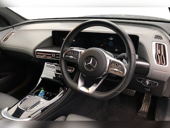 Used Mercedes-Benz EQC 2022 for sale - 76082065: Photo