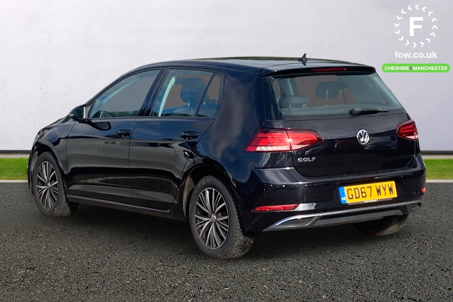 Used Volkswagen Golf 2018 for sale - 76385524: Photo 2