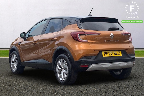 Used Renault Captur 2022 for sale - 75168860: Photo 2