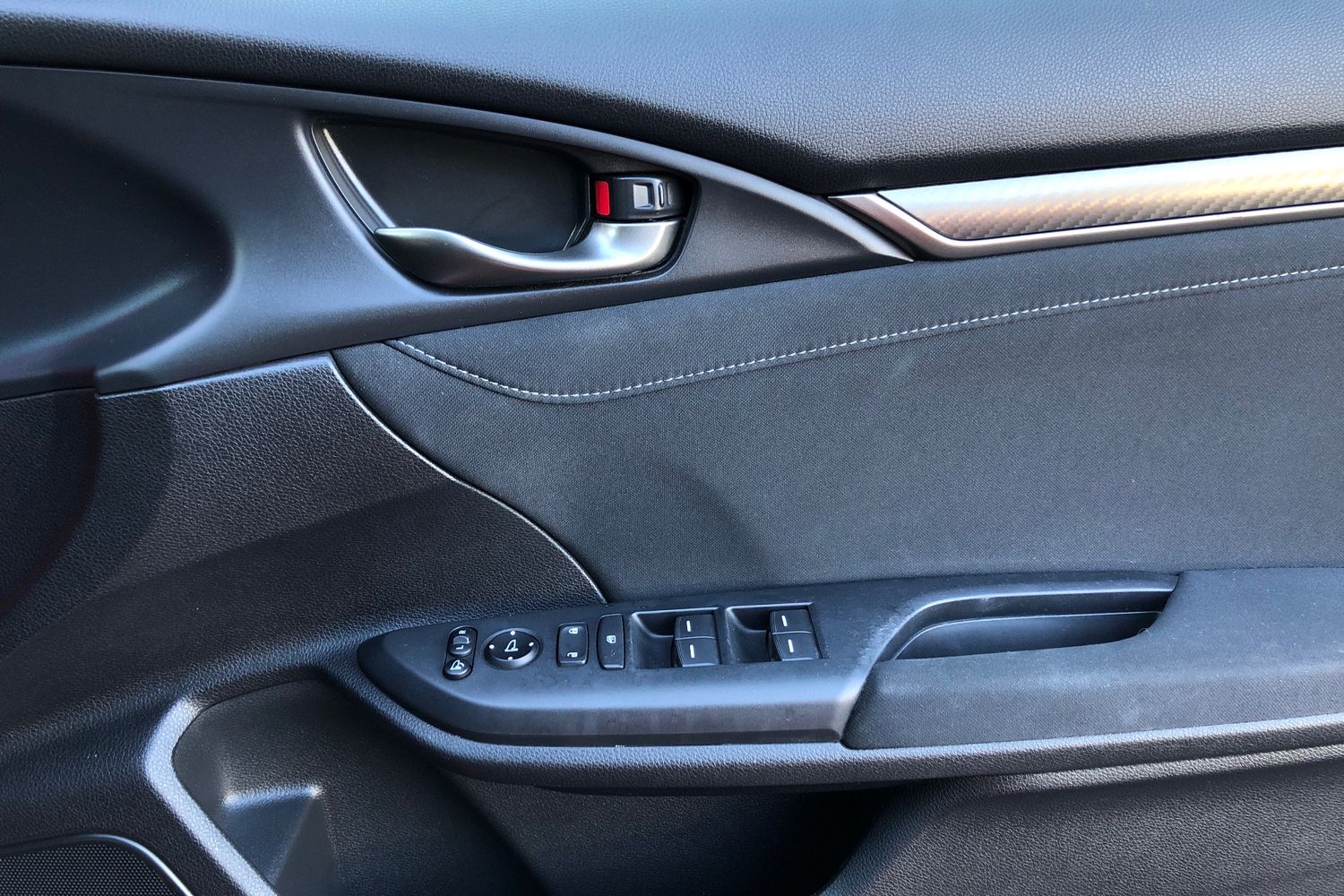 Used Honda Civic 2018 for sale - 75825087: Photo 17