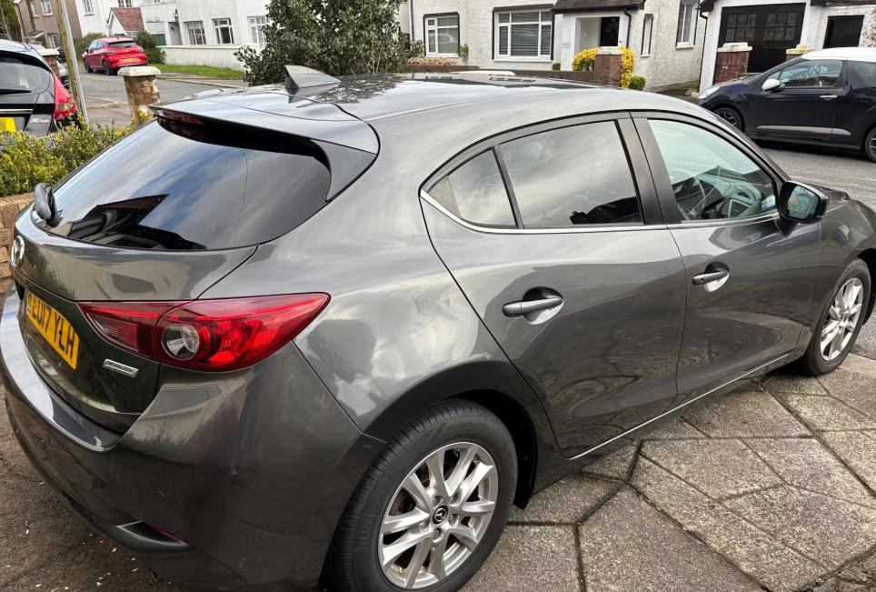 Used Mazda Mazda3 2017 for sale - 78189897: Photo 2