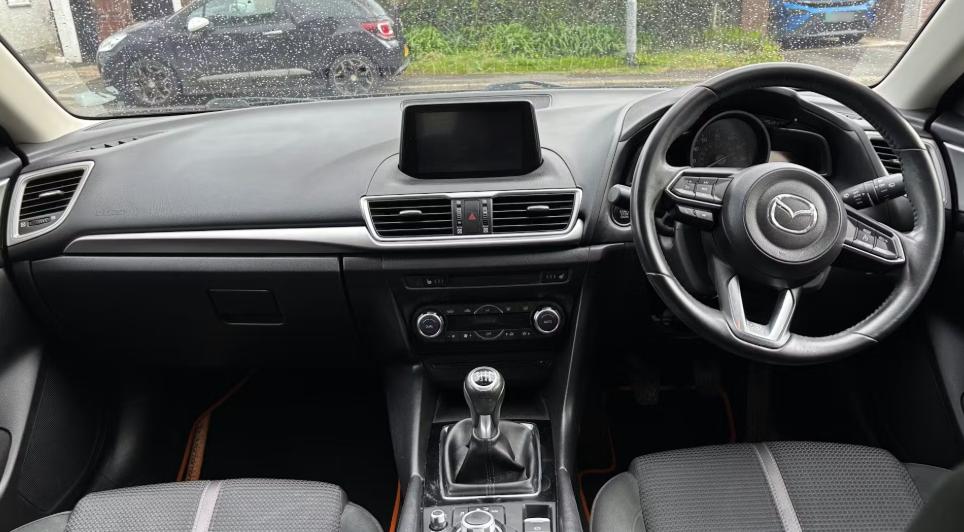 Used Mazda Mazda3 2017 for sale - 78189897: Photo 3