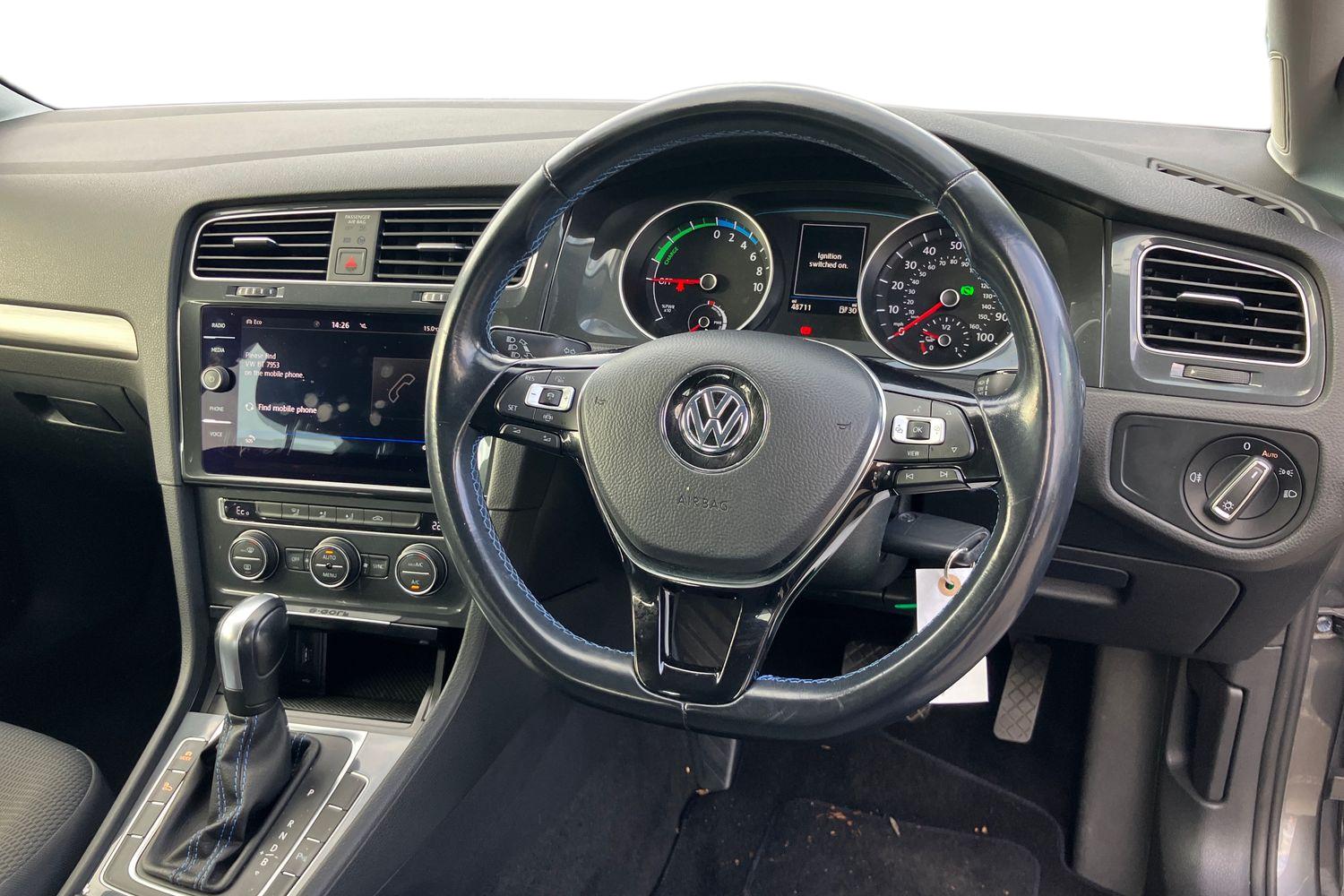 Used Volkswagen Golf 2020 for sale - 76219827: Photo 3