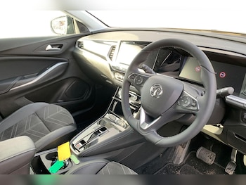 Used Vauxhall Grandland 2024 for sale - 77571019: Photo