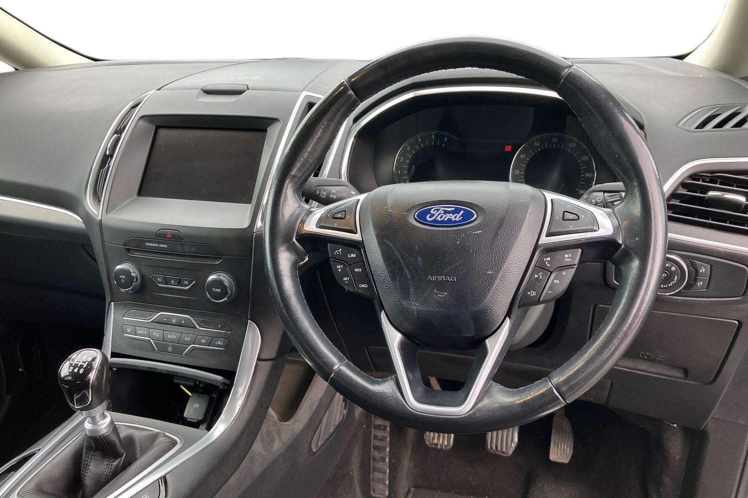 Used Ford Galaxy 2018 for sale - 77257804: Photo 3