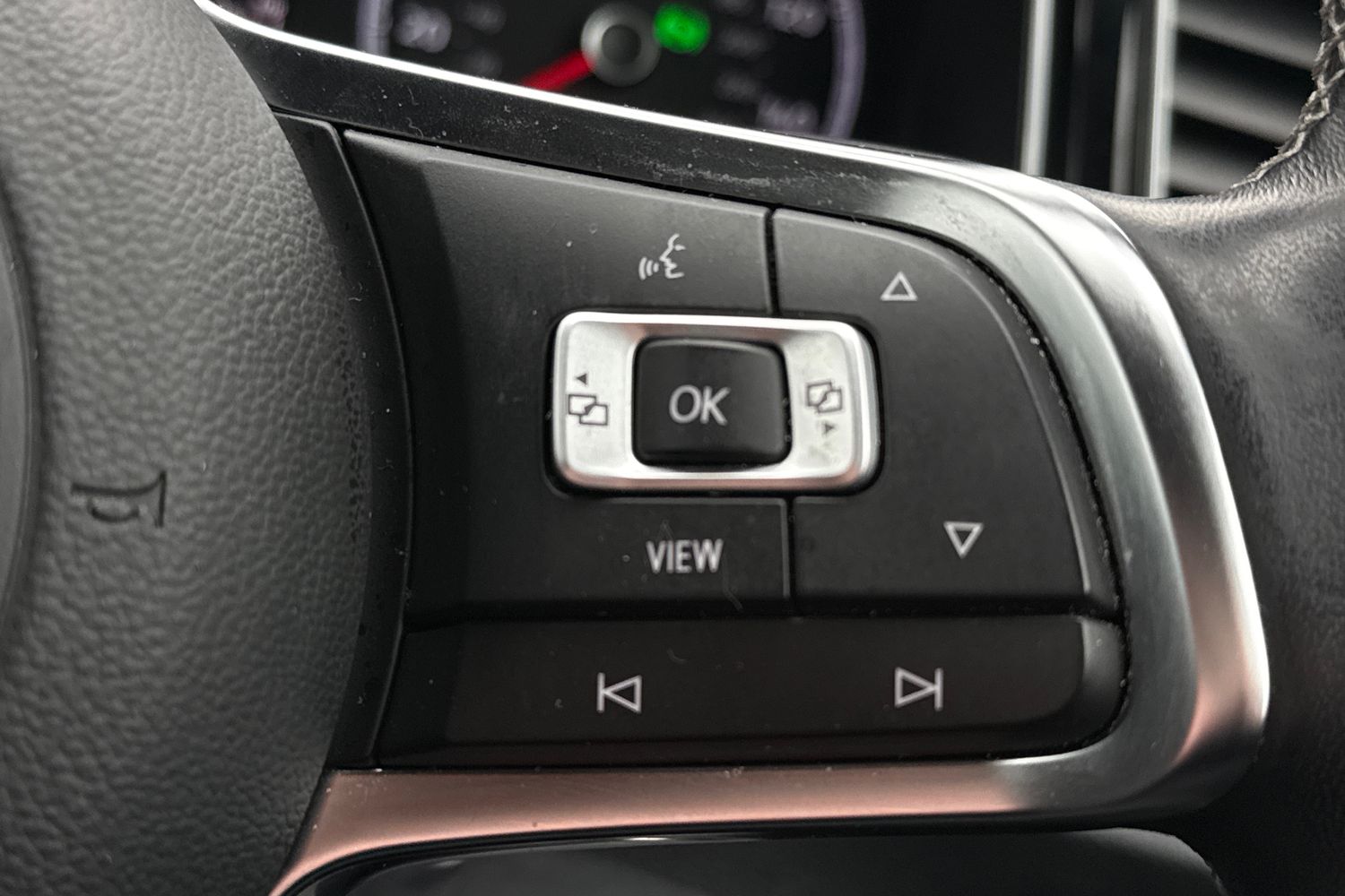 Used Volkswagen T-Roc 2021 for sale - 77535424: Photo 9